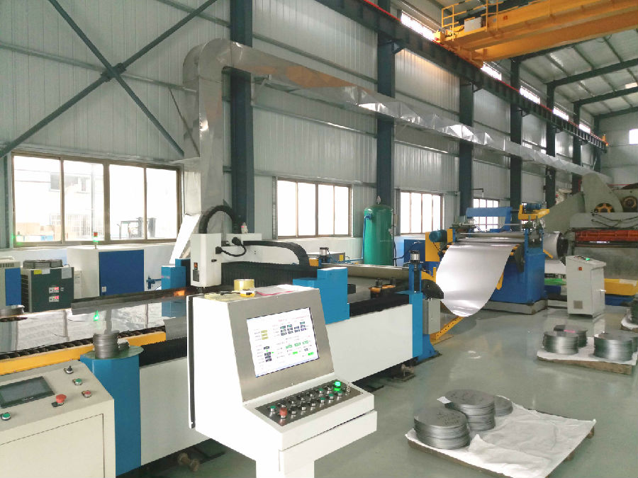 全自動卷料激光切割機(jī)